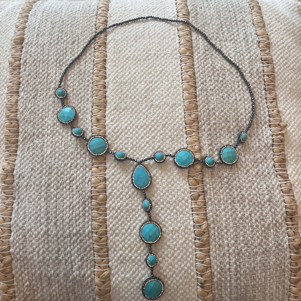 Gorgeous Pre-Owned Necklace - as is